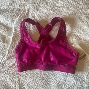 Fabletics High Impact Sports Bra: Never Worn
